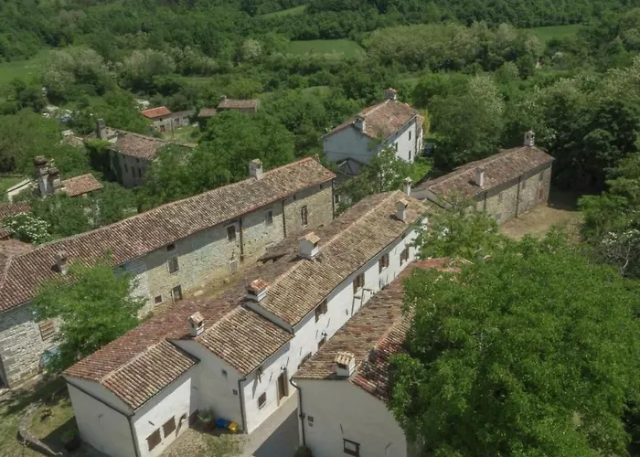 Steinhaus By Interhome * Kotli