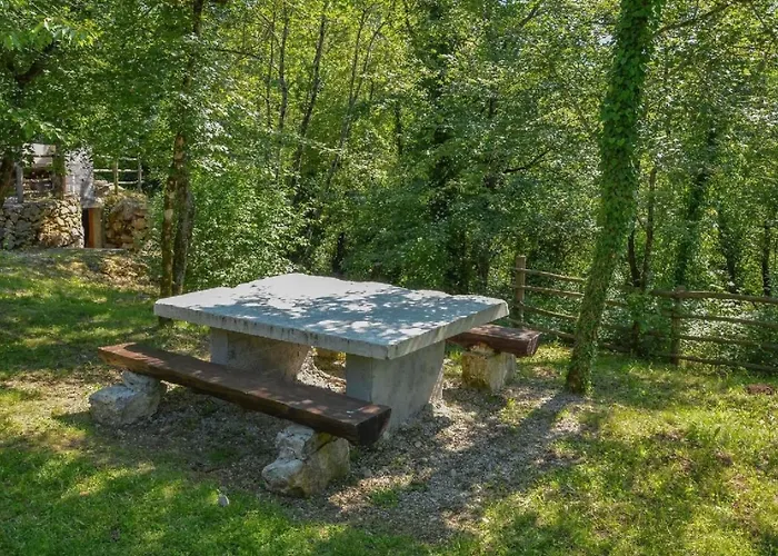 Steinhaus By Interhome * Kotli